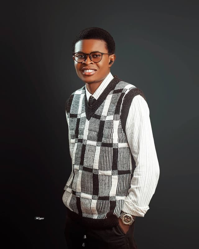 Dare Timileyin